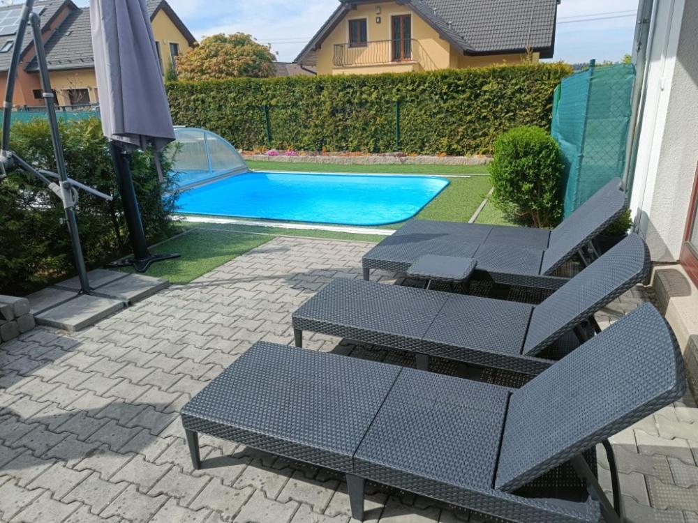 Relaxklub Villa S Wellness Tremosna エクステリア 写真